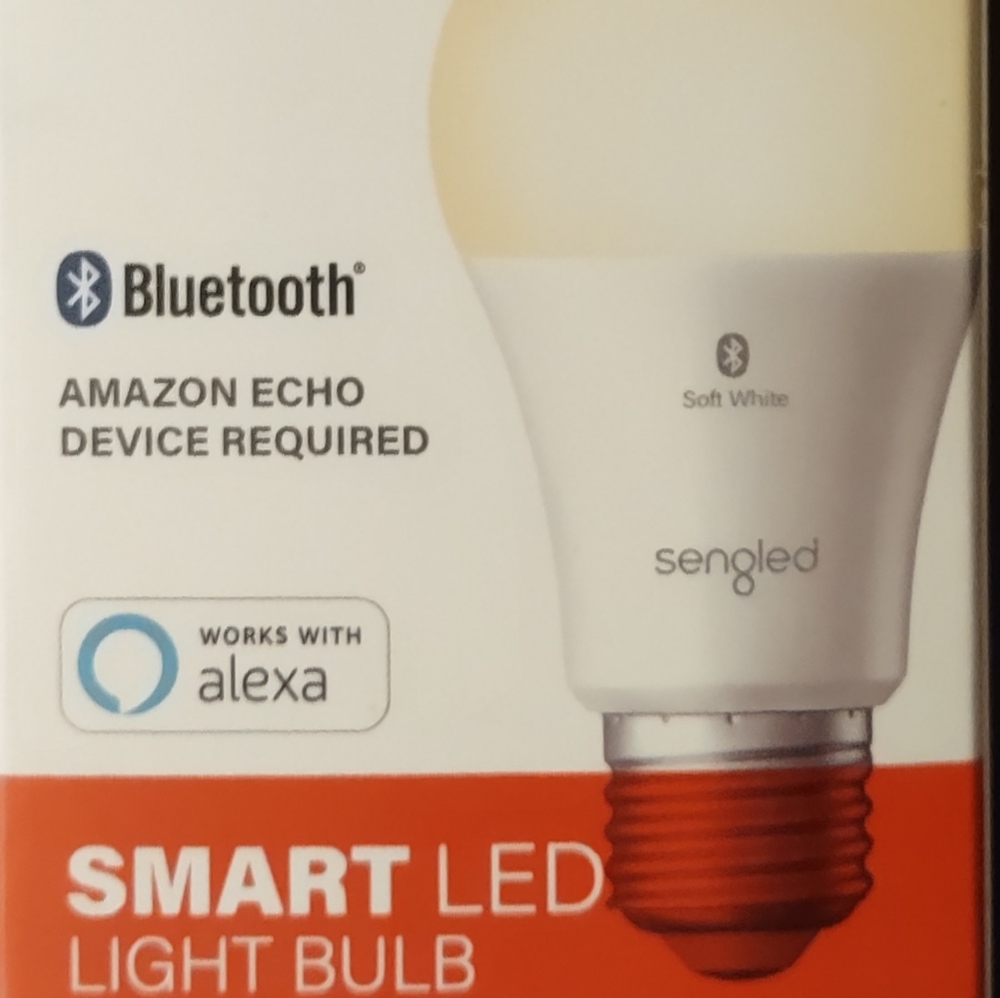 Amazon echo dot 5th gen deep sea blue with sengled Bluetooth bulb